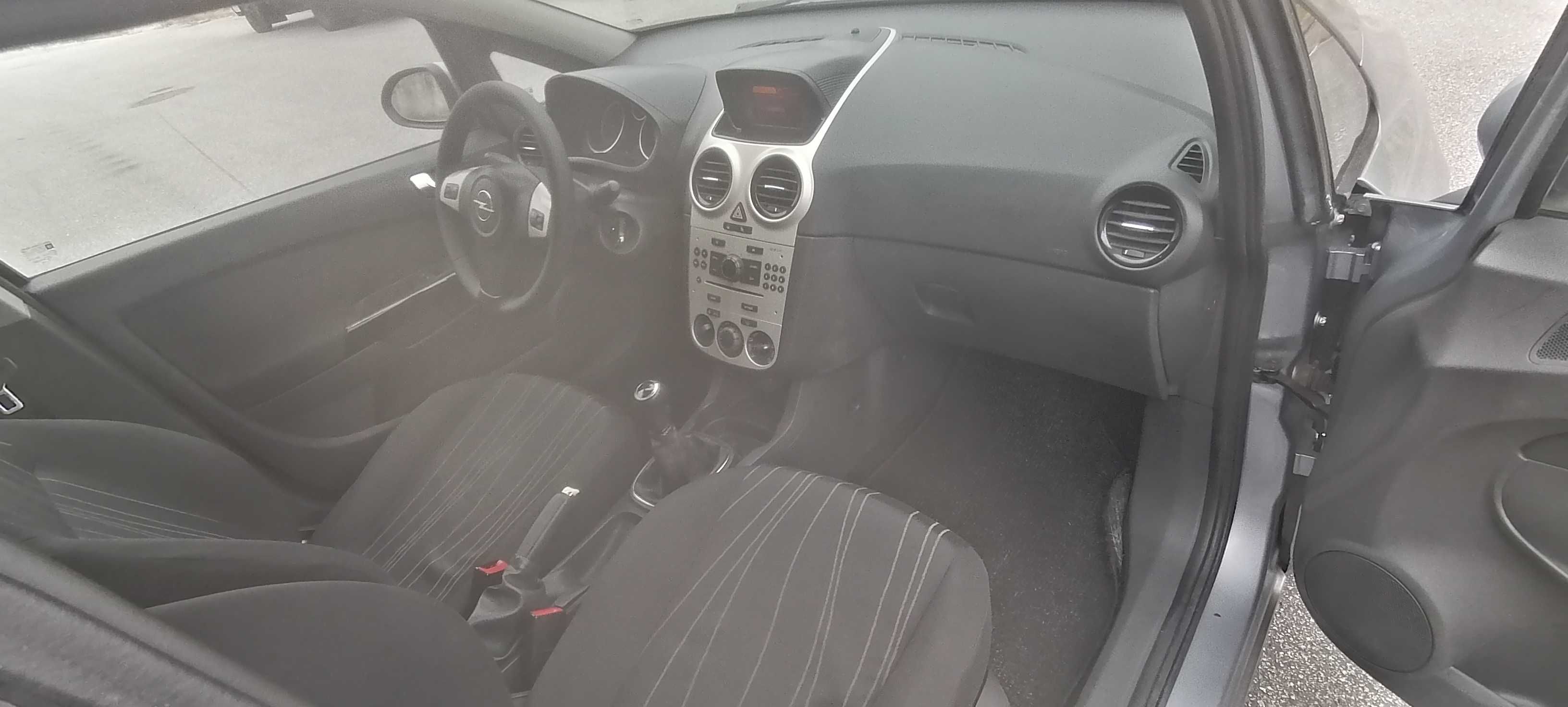 Opel corsa 1.3 cdti