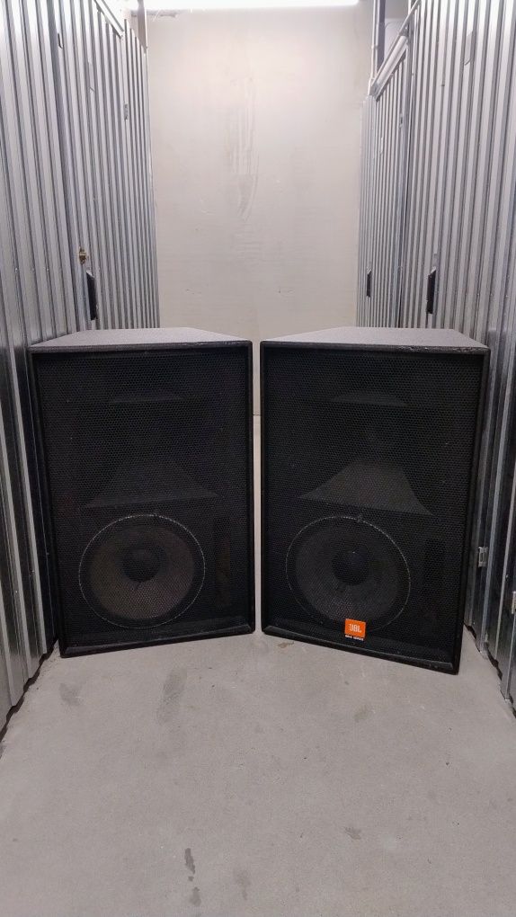 Kolumny JBL sr4735x
