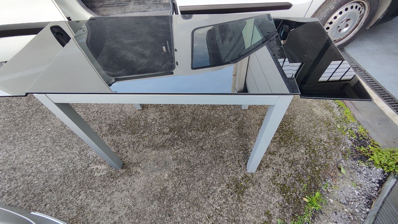 Mesa metálica com tampo de vidro extensível 100-150cm x60cm