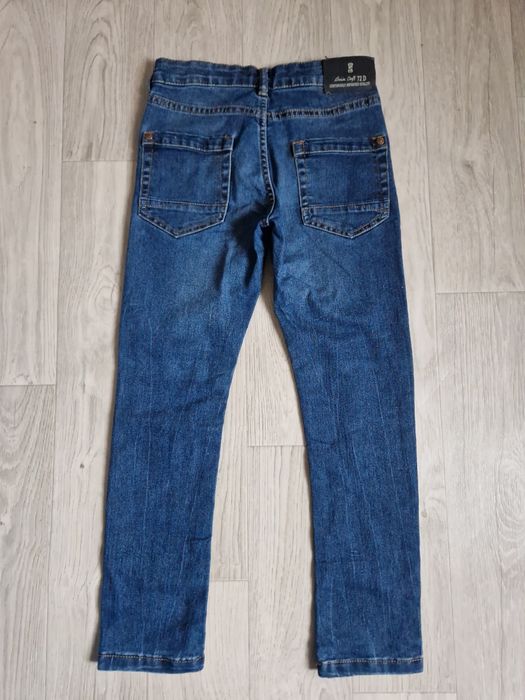 Джинси, штани для хлопчика на 8-9 років