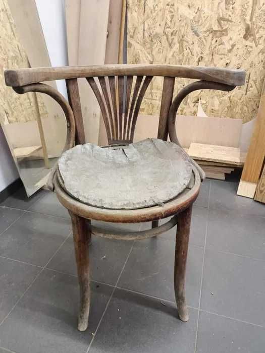 Renowacja starych mebli , antyków