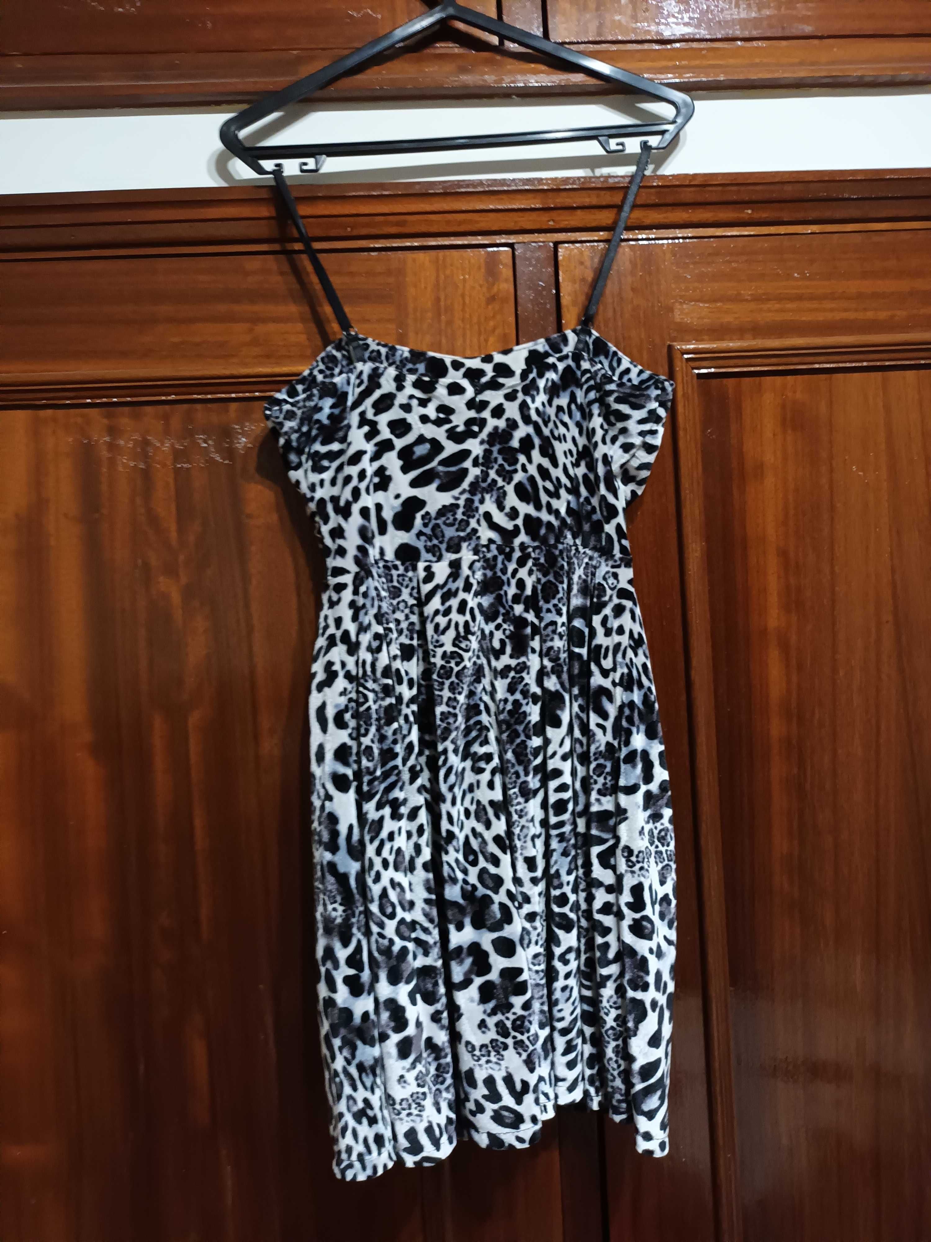 Vestido tigresa preto/branco