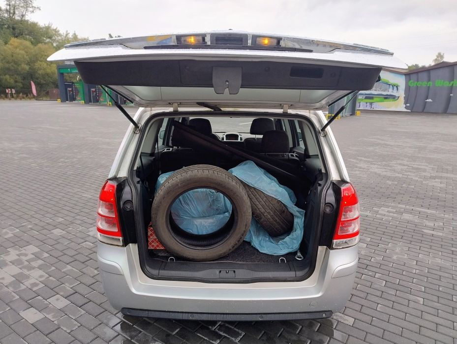 Opel Zafira 1.6 * serwis* zadbana*