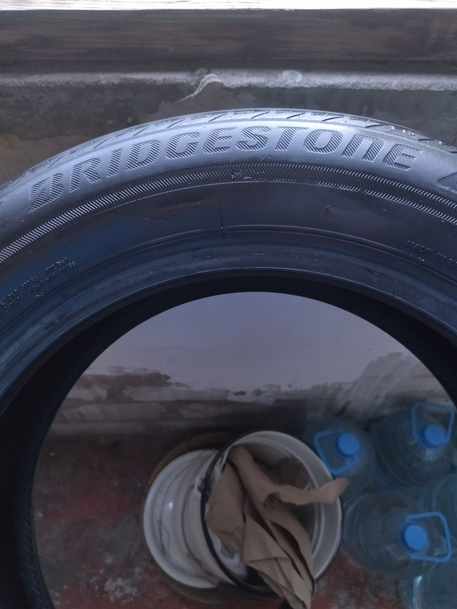 Цена за 4 шт. Шины Bridgestone 185/60/15 летние R15 4 шт. 185 60 15