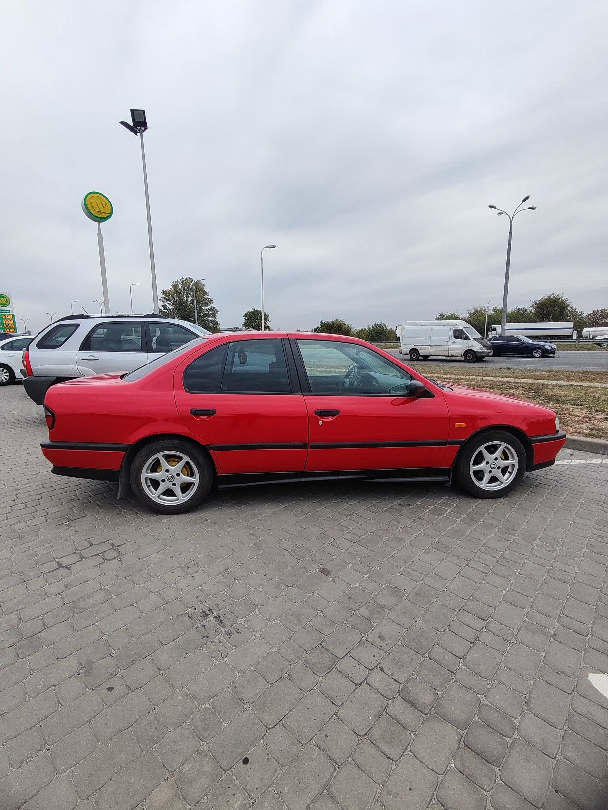 Nissan primera 1.6 p10