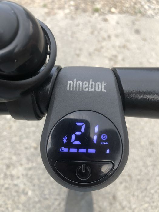 Електросамокат ninebot