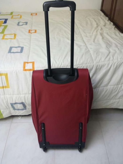 Mala de viagem flexivel