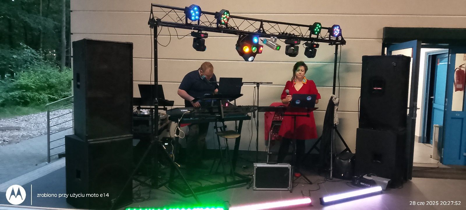 Dj & zespół muzyczny, nagłośnienie, śpiew na żywo. Akordeon, klawisze