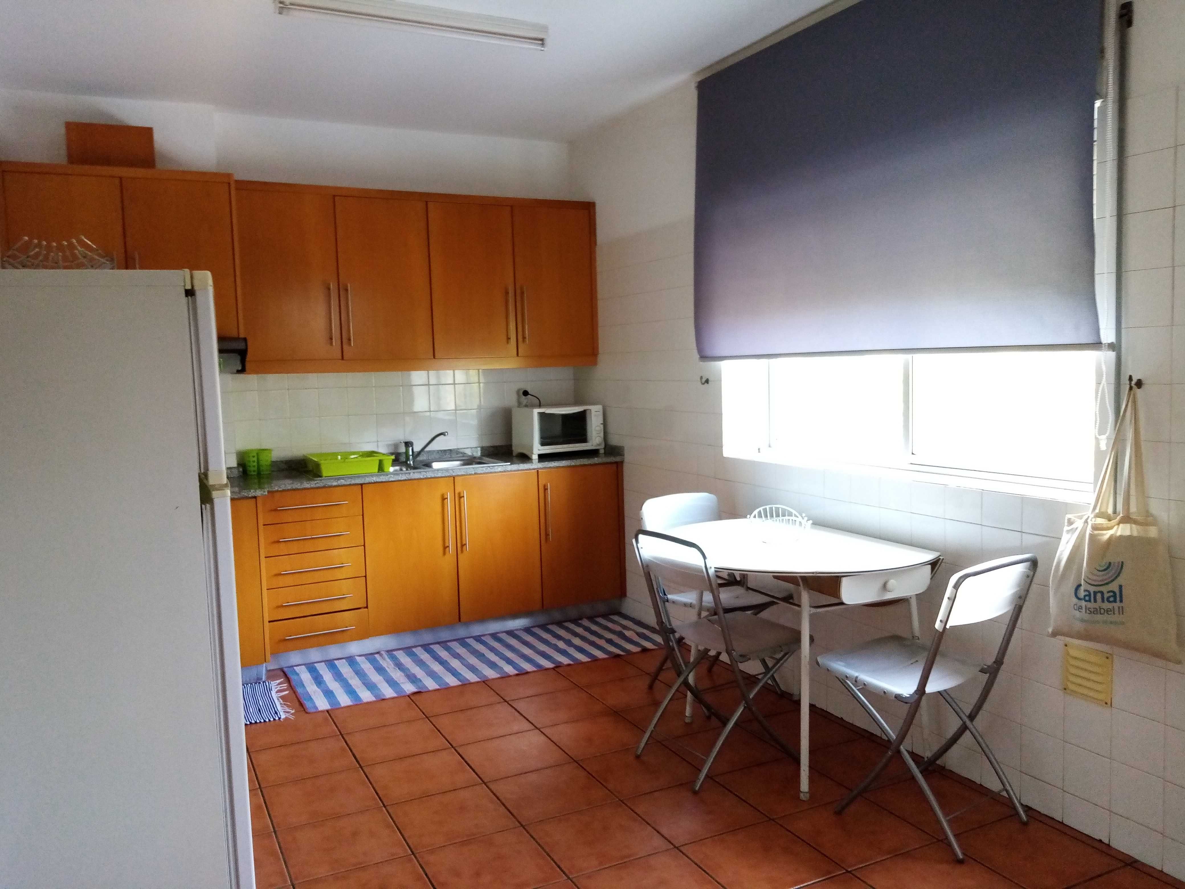 Quarto com casa de banho privada em S. João da Madeira