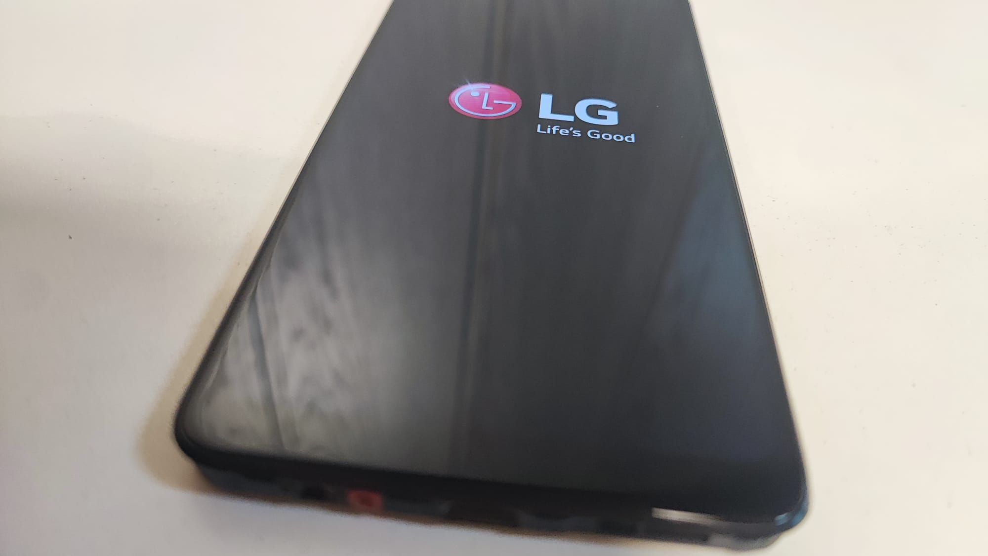 Oryginalny wyświetlacz LG k50s,z korpusem/ramką/stan nowy