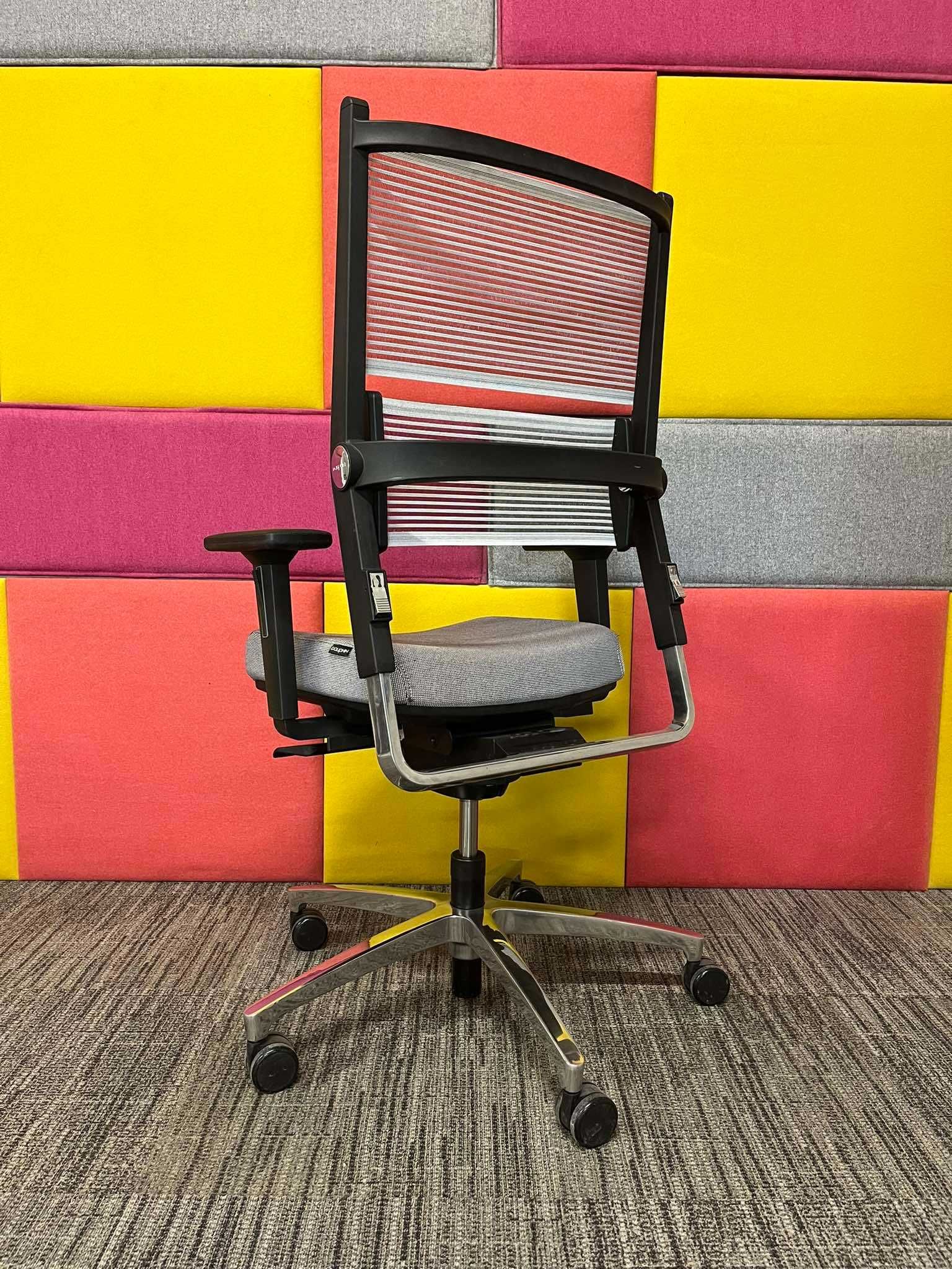 Fotel biurowy obrotowy ergonomiczny Dauphin Lordo unikat!