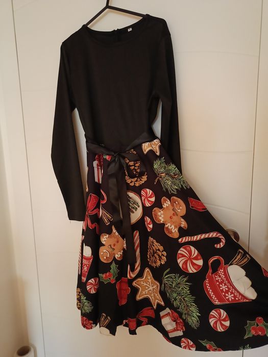 Sukienka świąteczna 38