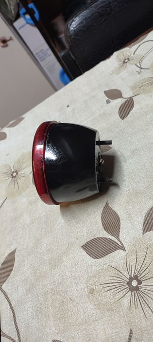 Задний фонарь для автомобиля