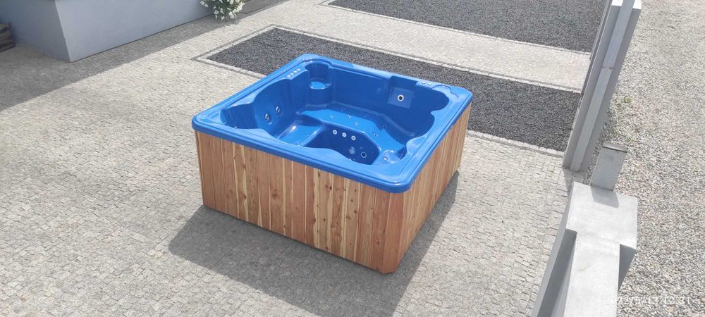 Jacuzzi idealne do ogrodu na taras dla domu dla gości NOWE PRODUCENT