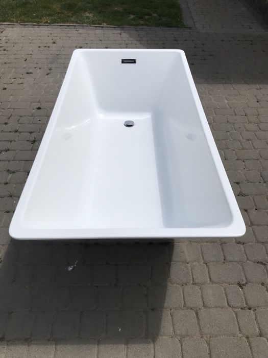 Ванна з переливом 165 см (00118) ванна акрилова