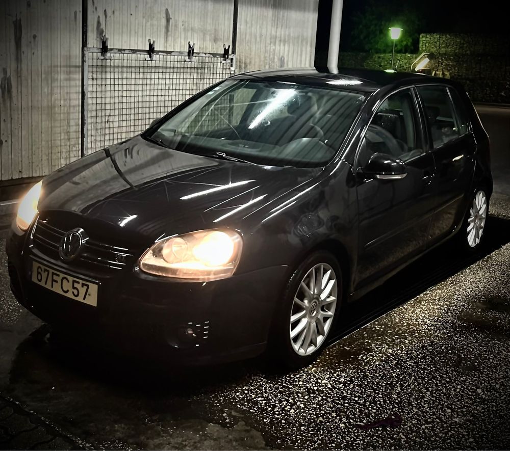 Vendo golf v sport com avaria  de motor