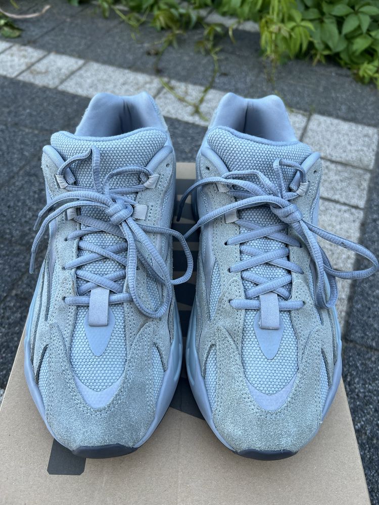 Adidas Yeezy Boost 700 V2 Hospital Blue sneakery szare 44 2/3