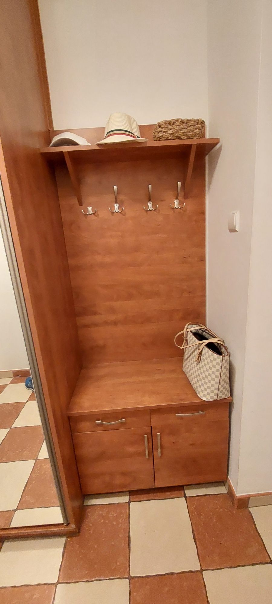 Szafa do za udowy przesuwna