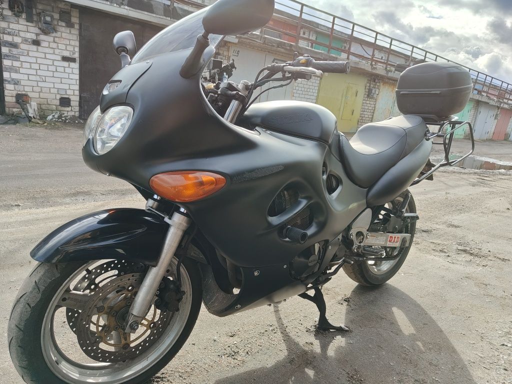 Suzuki GSX750F motorcycle