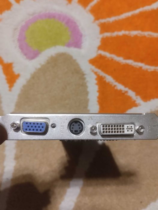 Відеокарта ASUS GeForce 6200 LE