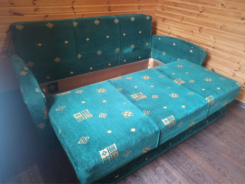 Продам розкладний диван