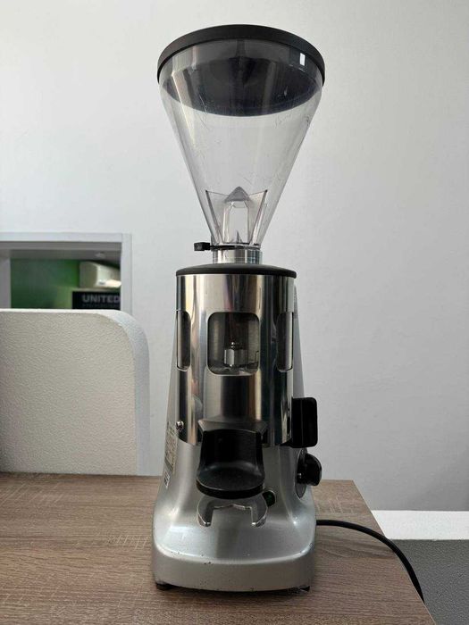 Кавомолка бункерна  Б/У, ТЕРМІНОВО БЕЗ ТО