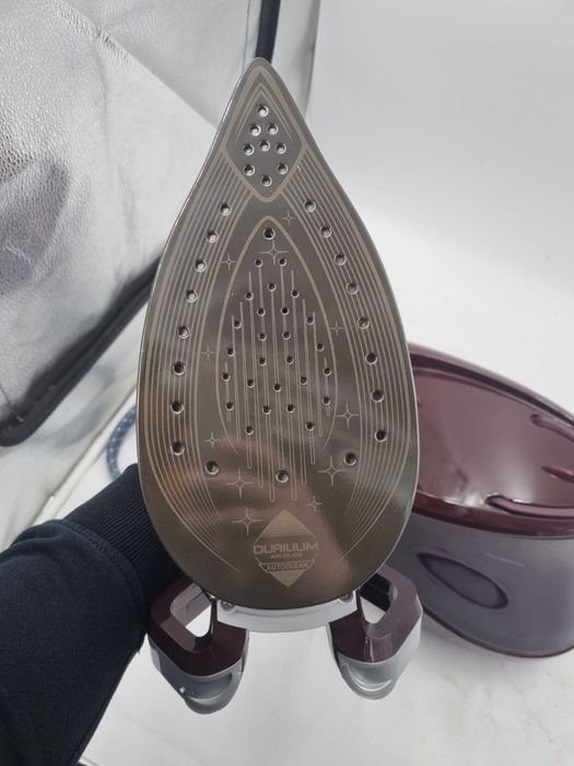 Calor Pro Express Vision GV9810C0 żelazko ze stacją parową