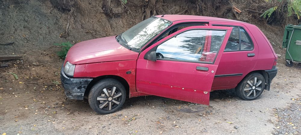 vendo ou troco Renault Clio 4 velocidade