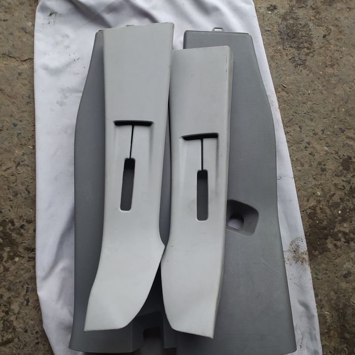 Накладки стійки Volkswagen T5