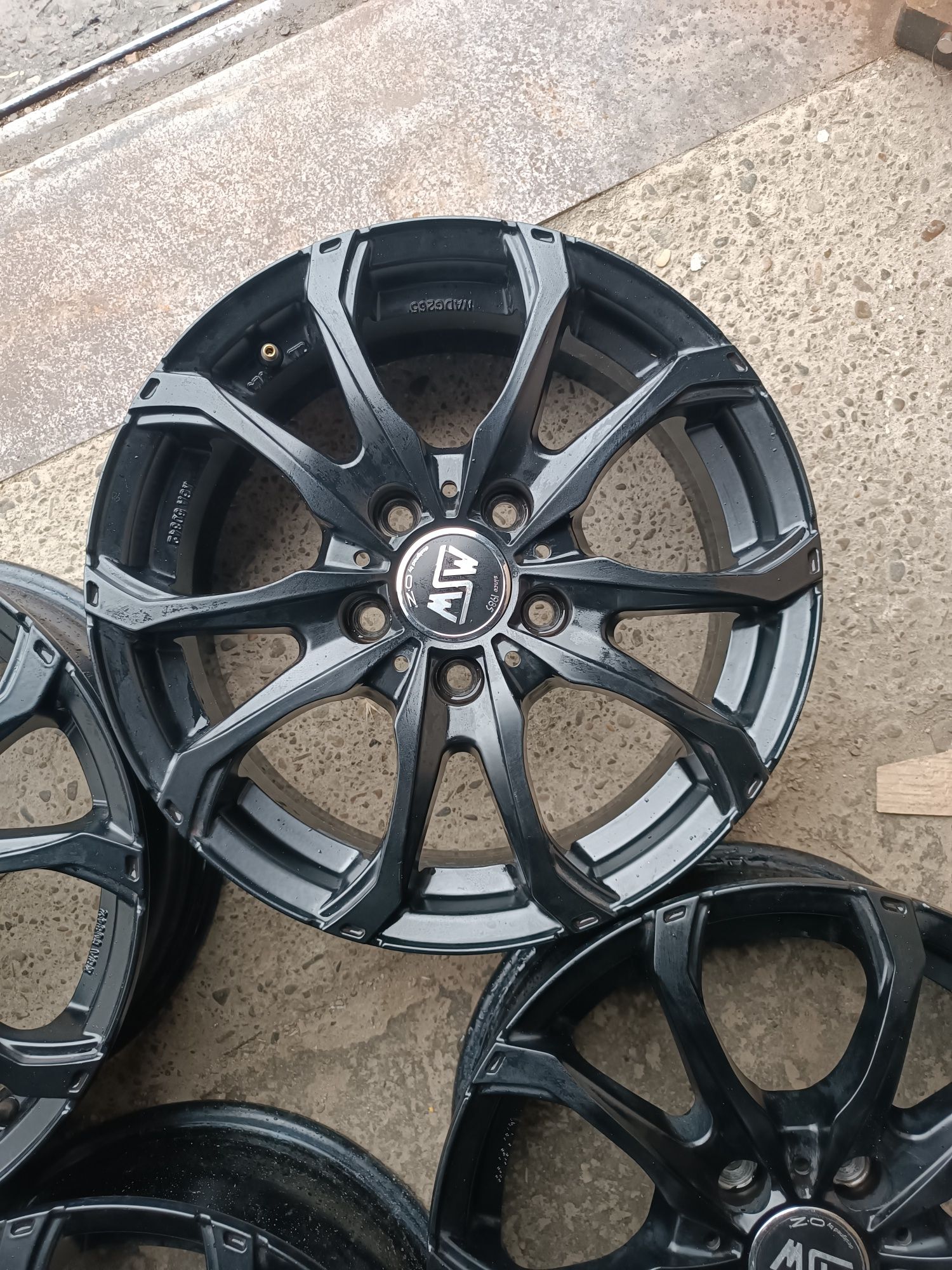 Диски 5x114.3r16 Renault traffic Opel vivaro  nisan Renault з Германії