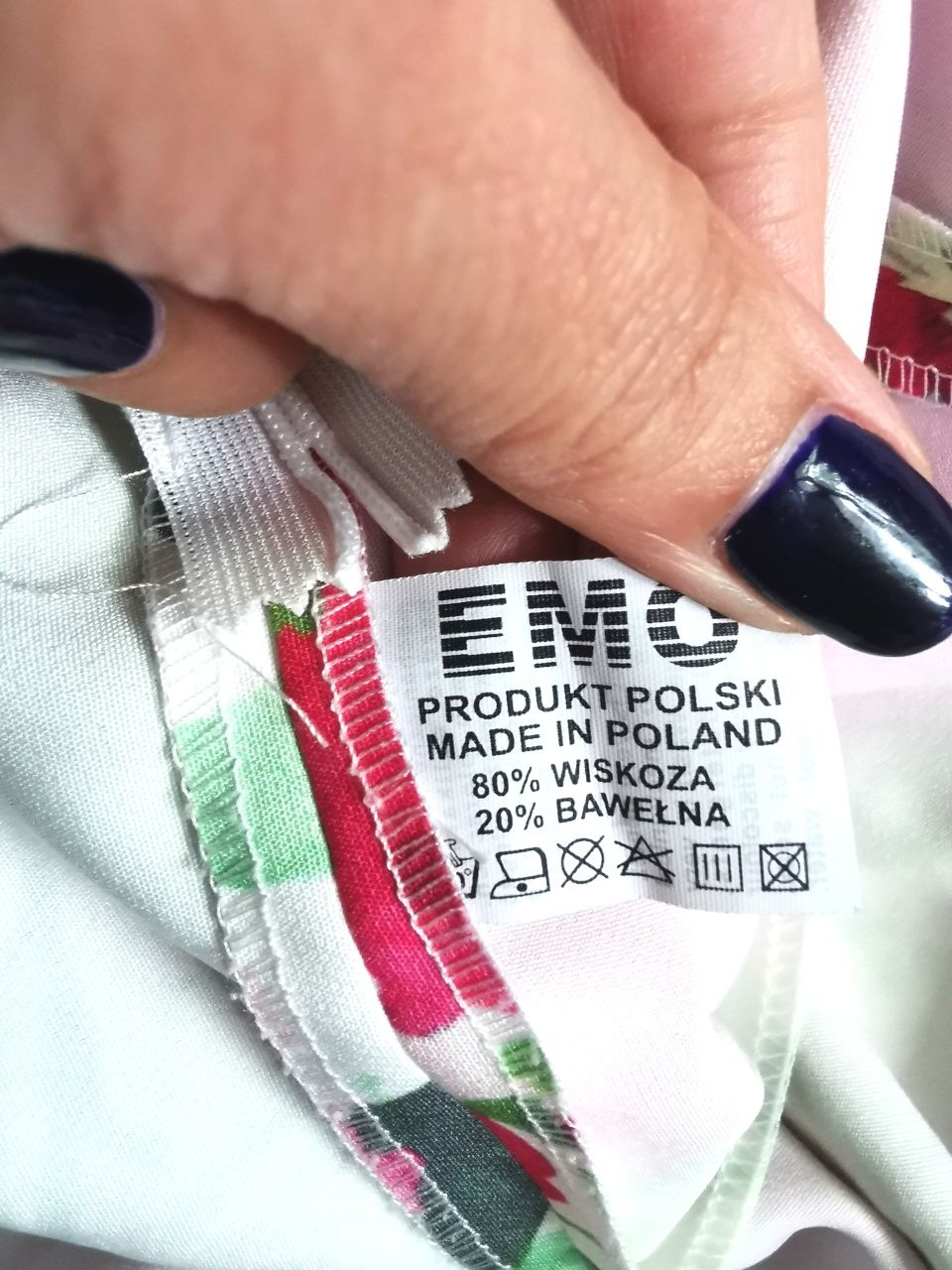 Kwiatowa koktajlowa sukienka EMO