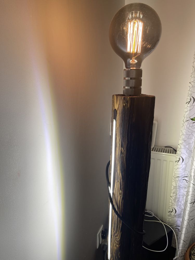 Lampa stojaca z belki ozdobna zarowka