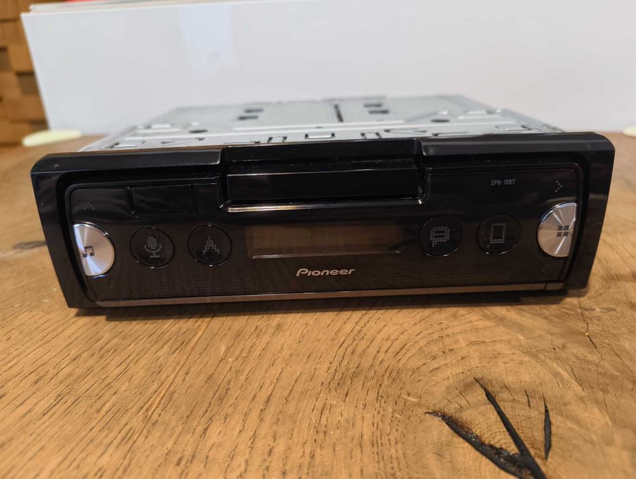 Sprzedam radio Pioneer SPH-10BT