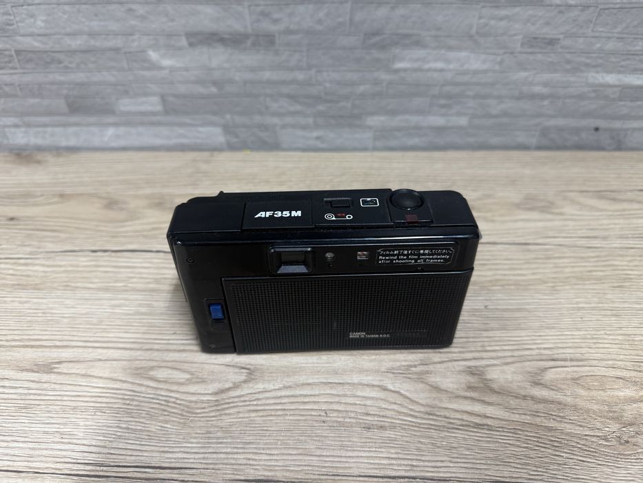 Плівковий фотоапарат Canon AF35M