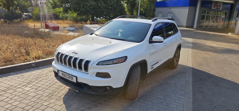 Jeep Cherokee 3.2