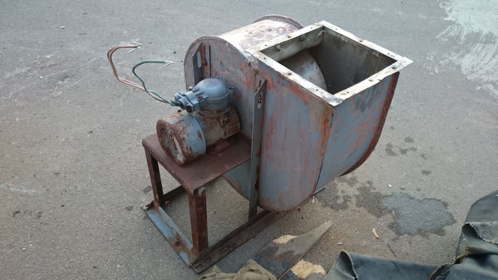 Продам маленьку маленькую вытяжку улитку витяжку улітку ВЦ 4-70 (4)