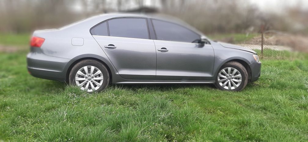 Volkswagen jetta 2014