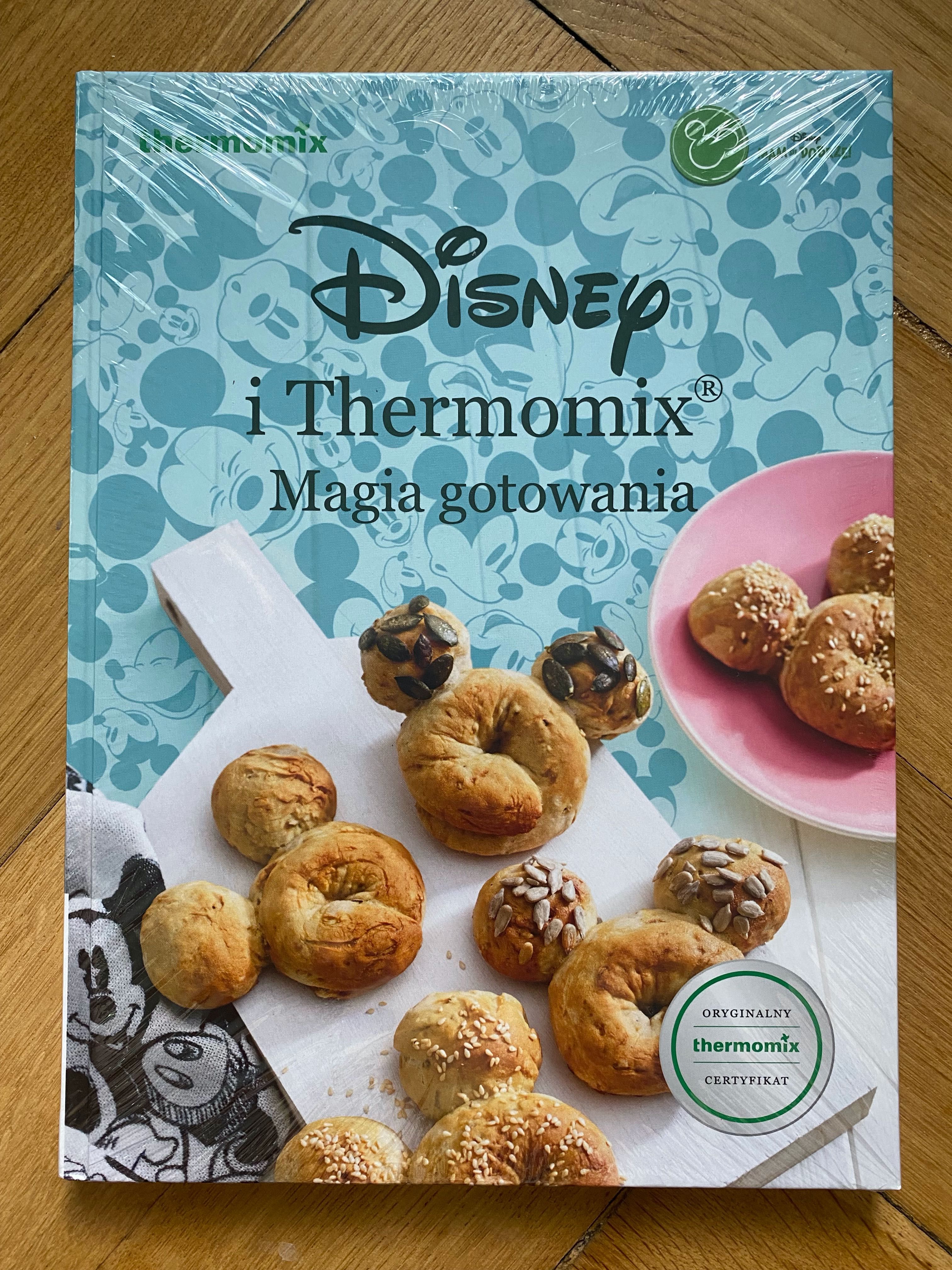 Książka Disney i Thermomix - Magia Gotowani.  Zapakowana w folię.