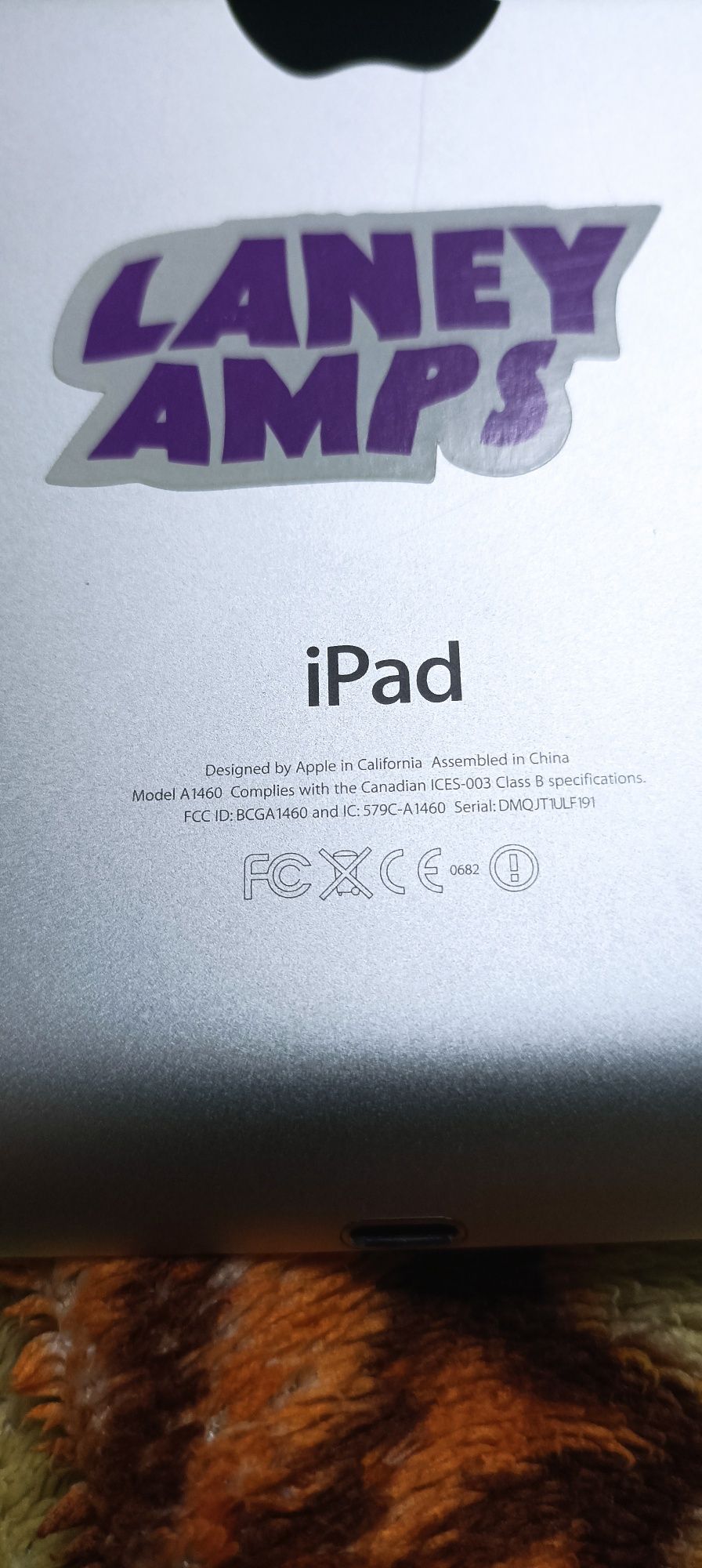 Продам ІPad mini в отличном состоянии