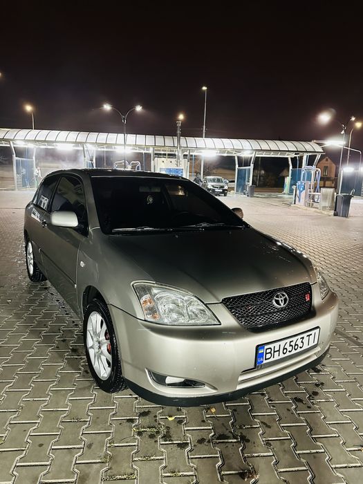 Toyota Corolla 1.8л 2003г