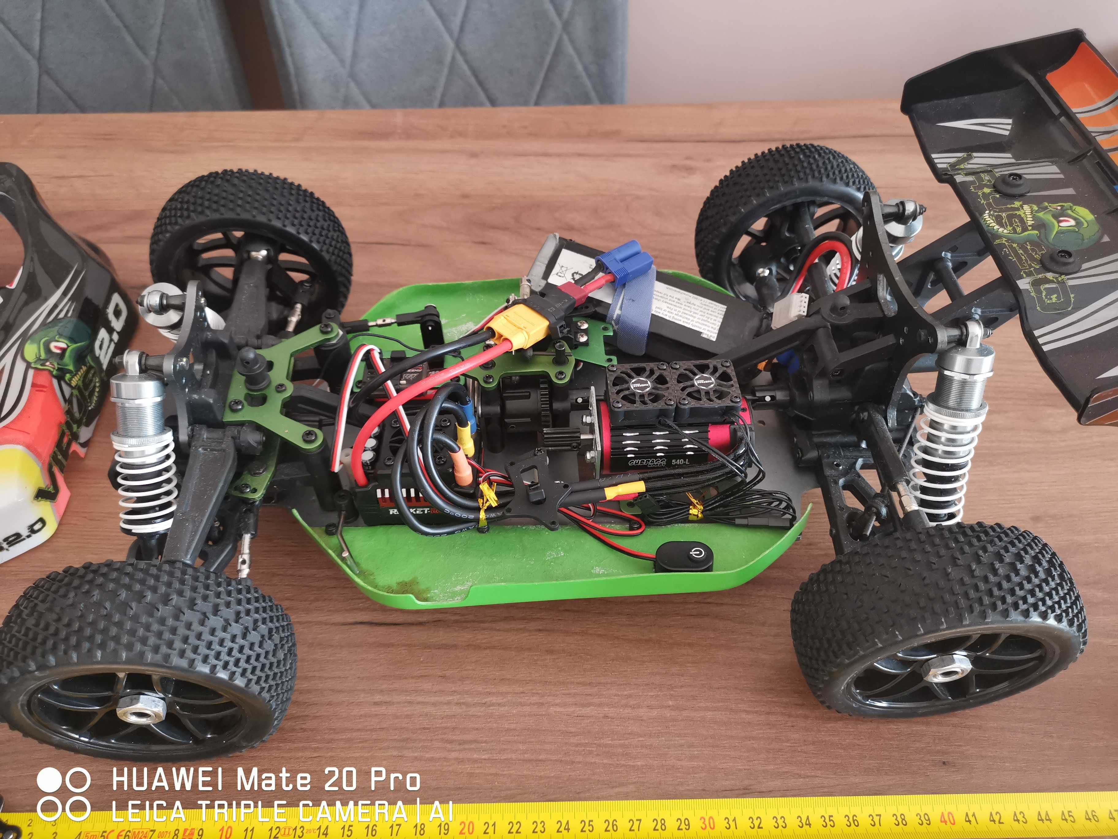 Virus 2.0 buggy 4x4 1/8  Model RC Ansmann Racing bruschless 1800w 6s