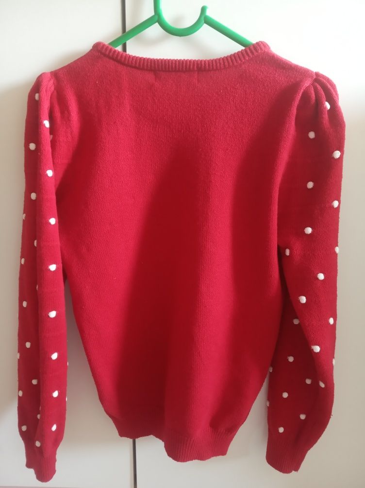 Sweterek dziewczecy czerwony w białe kropki