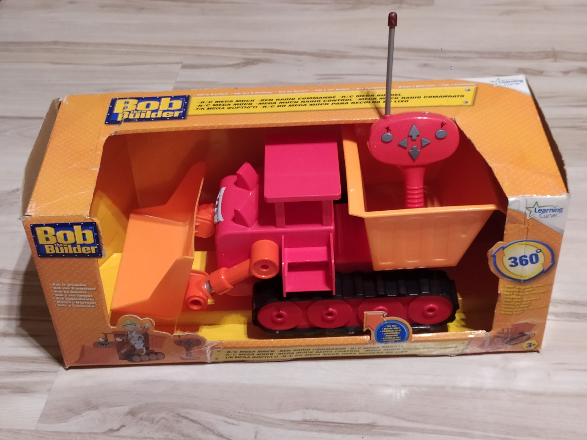 MEGA MUCK ogromny Spychacz Bob the Builder RC zdalnie sterowany karton