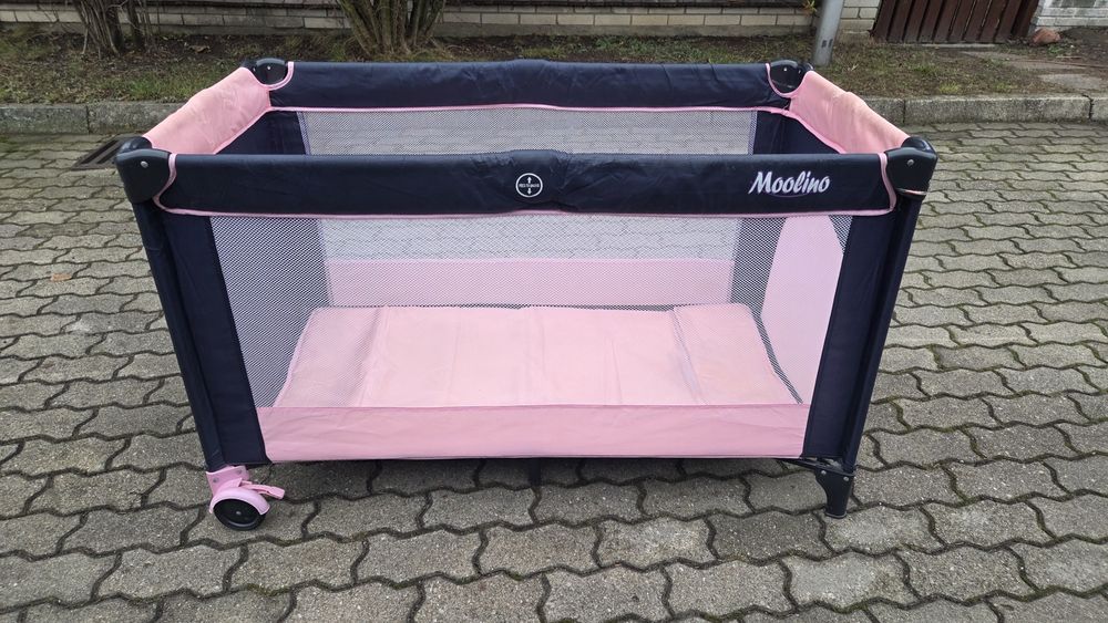 Łóżeczko turystyczne