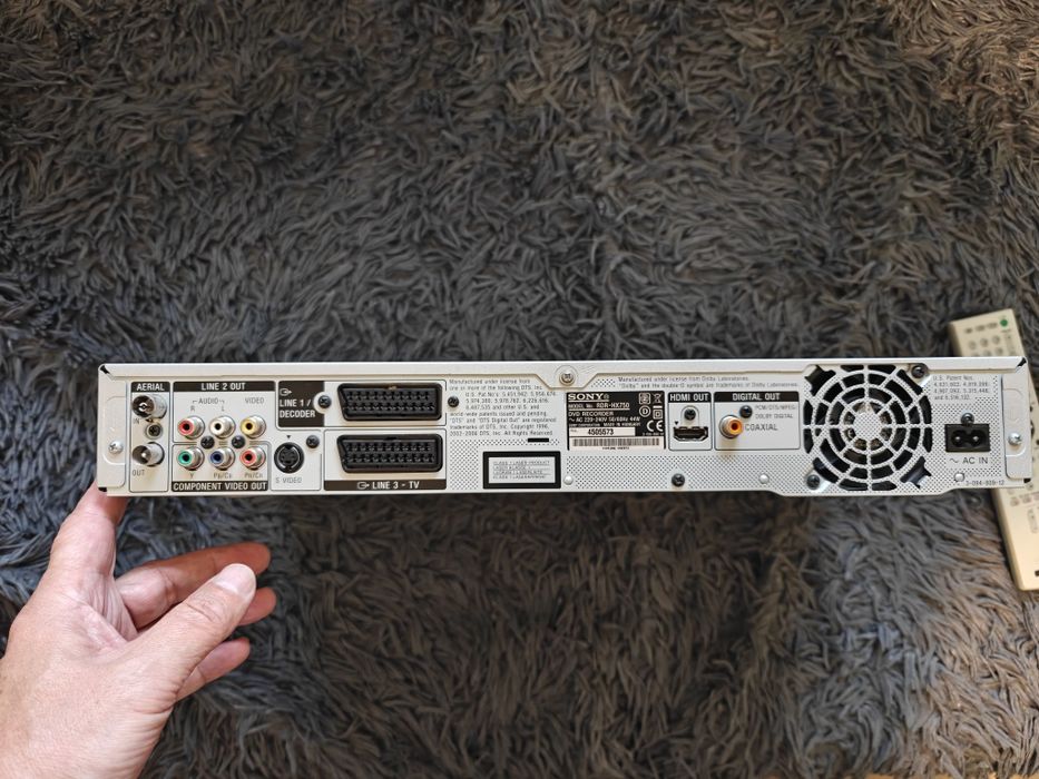 Nagrywarka Sony RDR-HX750