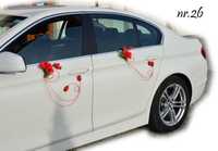 Dekoracja samochodu na samochód do ślubu róże na klamki samochodu 026