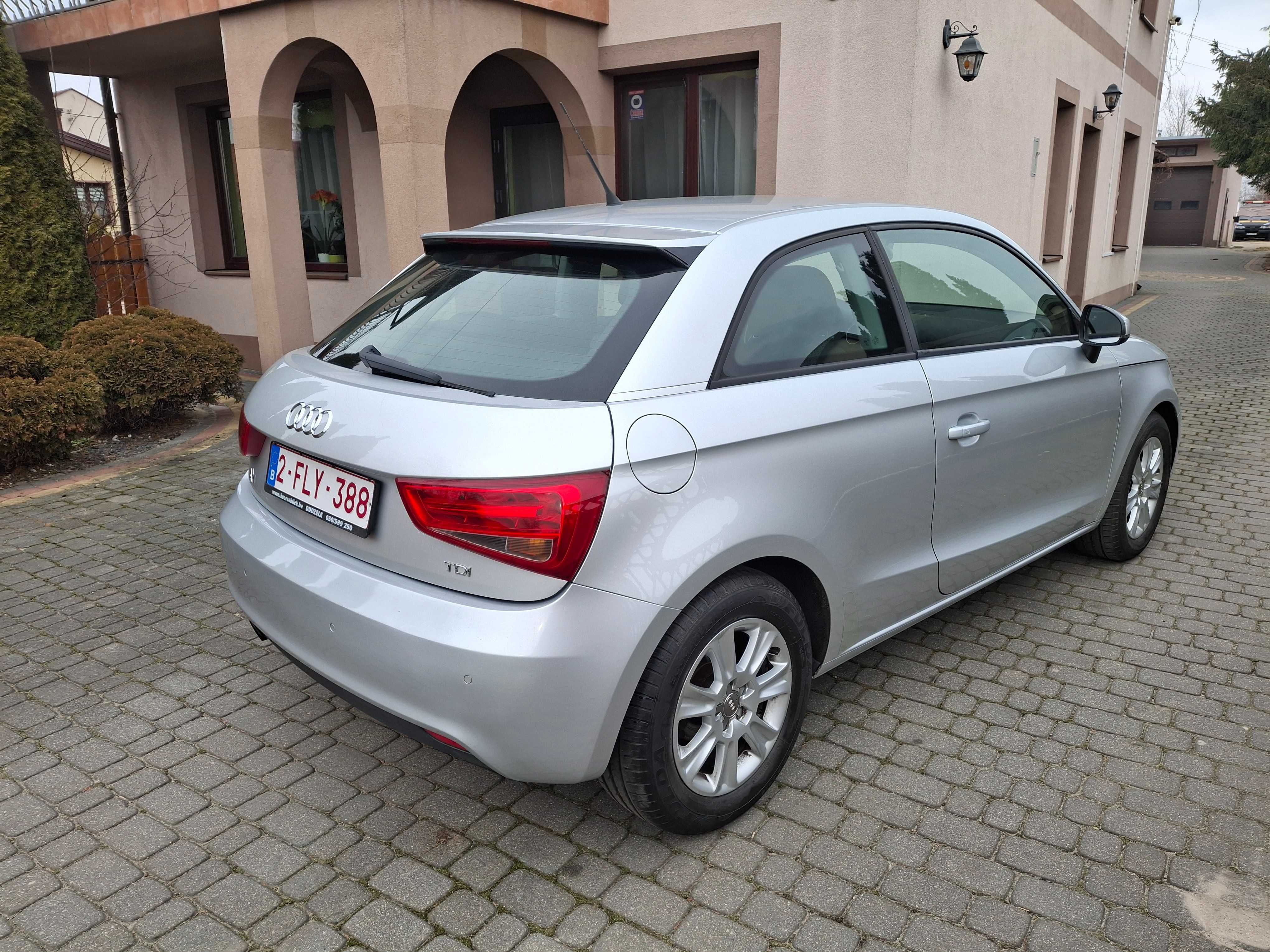 Śliczne Audi A1   1.6 TDI
