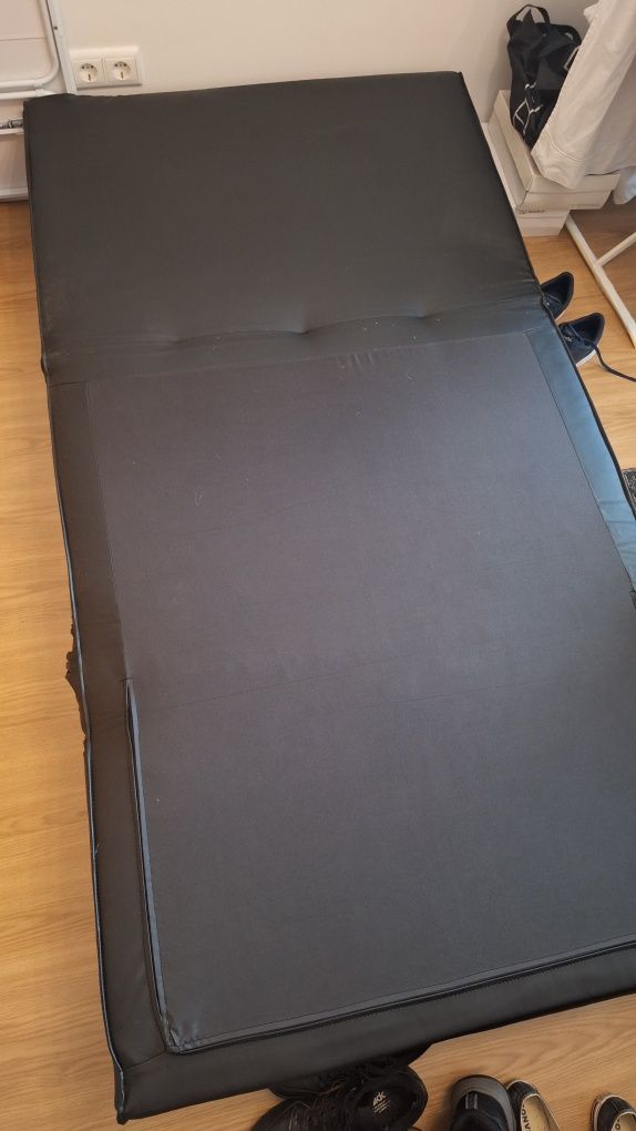 Sofá-cama usado para 1 pessoa
