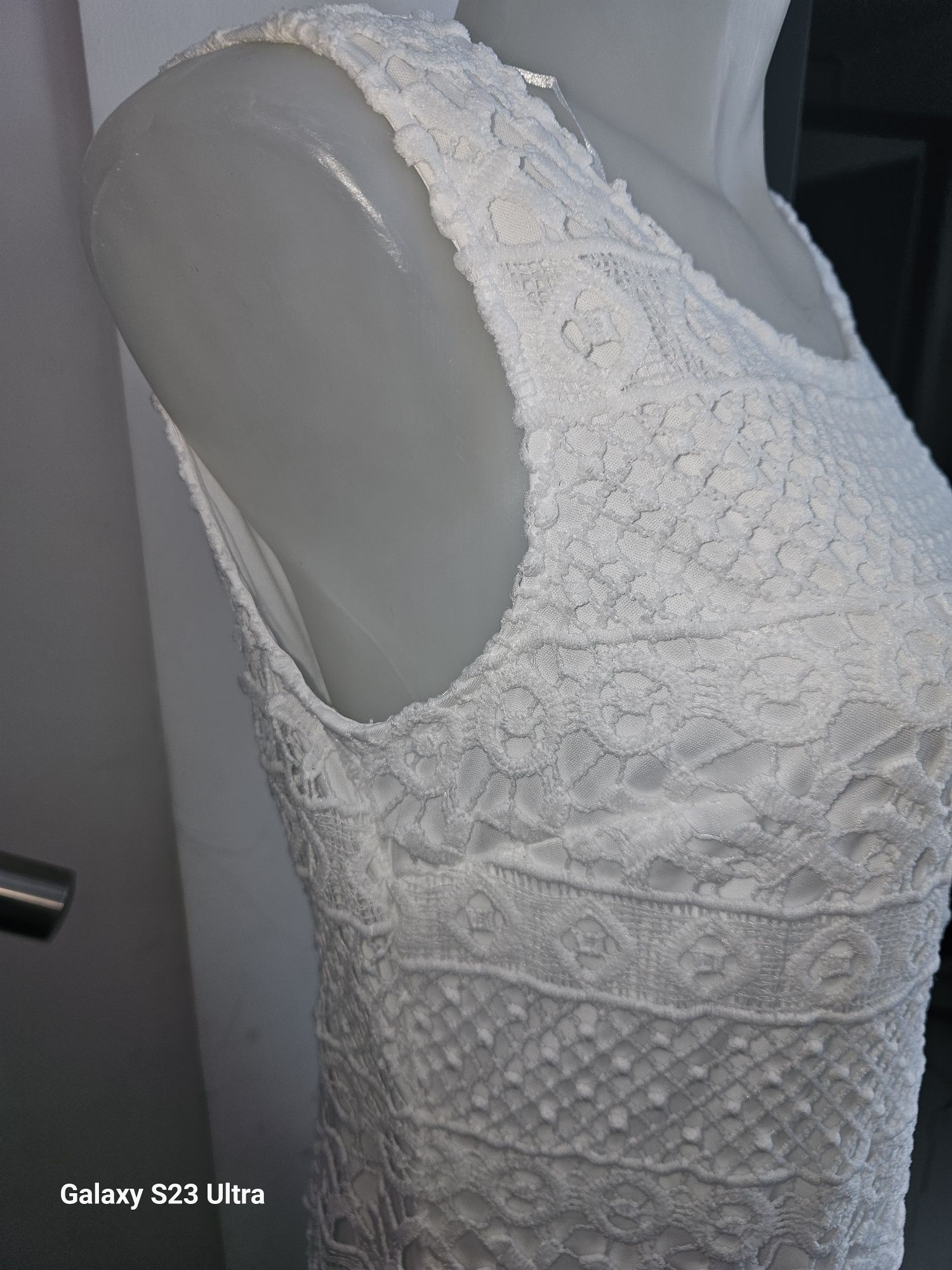 Sukienka biała koronkowa L