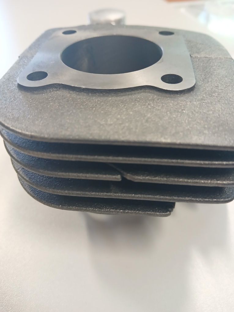 Cylinder Suzuki AD50 Derbi Italjet 50 41mm 2t
